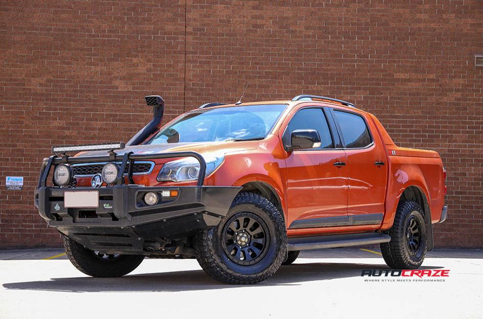 HOLDEN COLORADO TACTIC MATTE BLACK